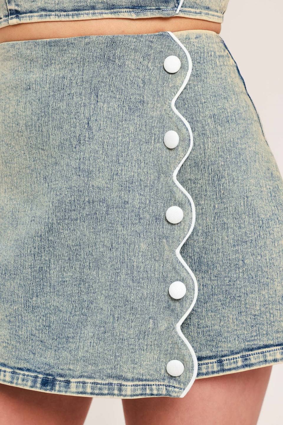 An acid washed denim skort - IP9266