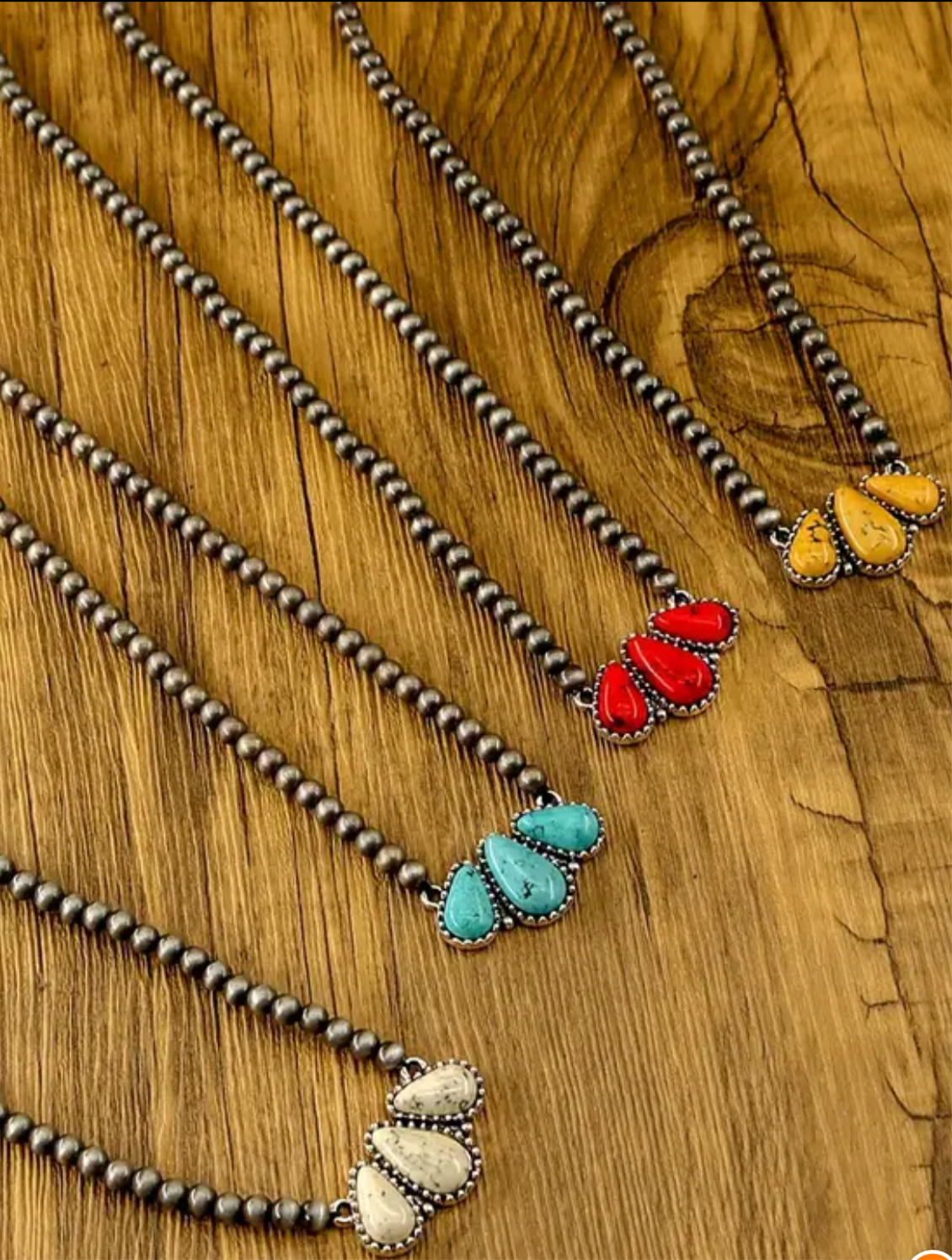 Bohemian Stone Necklace (White)