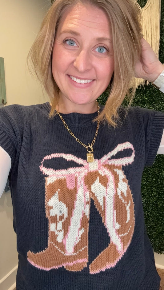 Boot Bow Short Sleeve Sweater