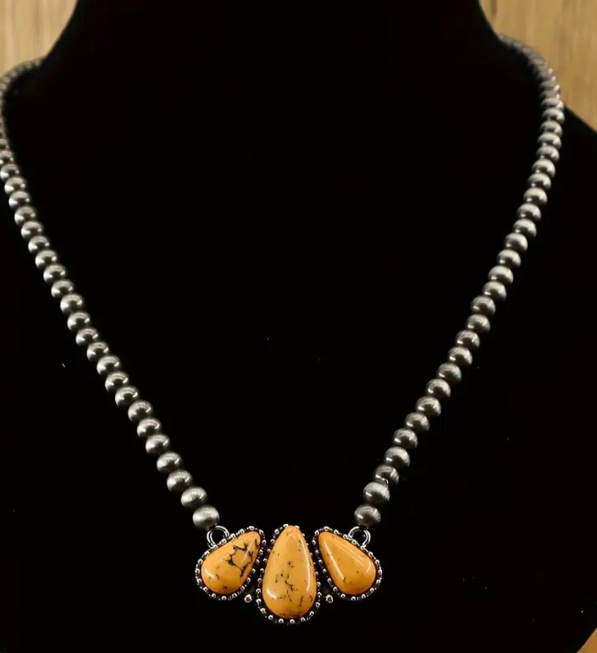 Bohemian Stone Necklace (White)