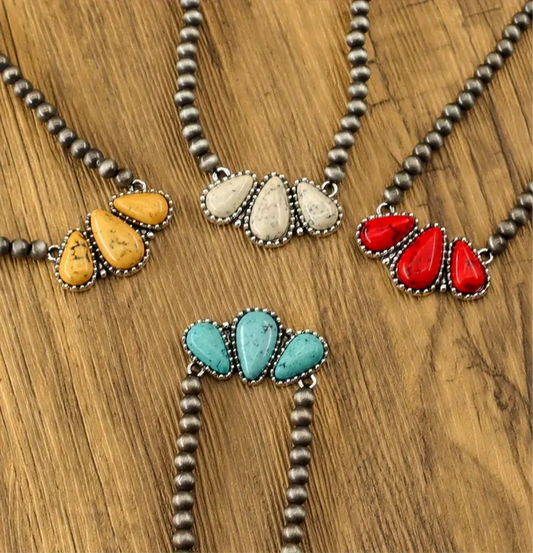 Bohemian Stone Necklace (White)
