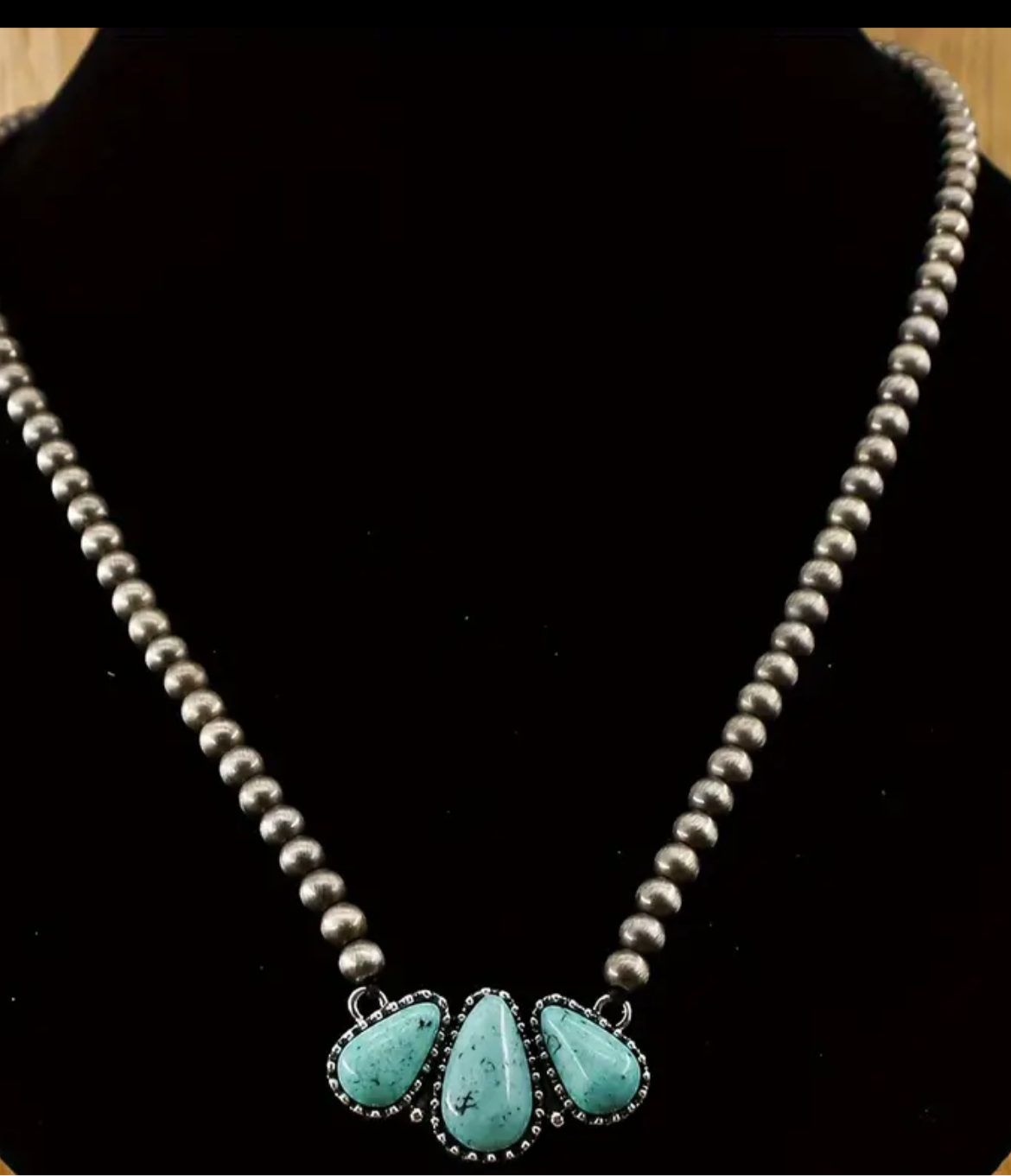Bohemian Stone Necklace (White)