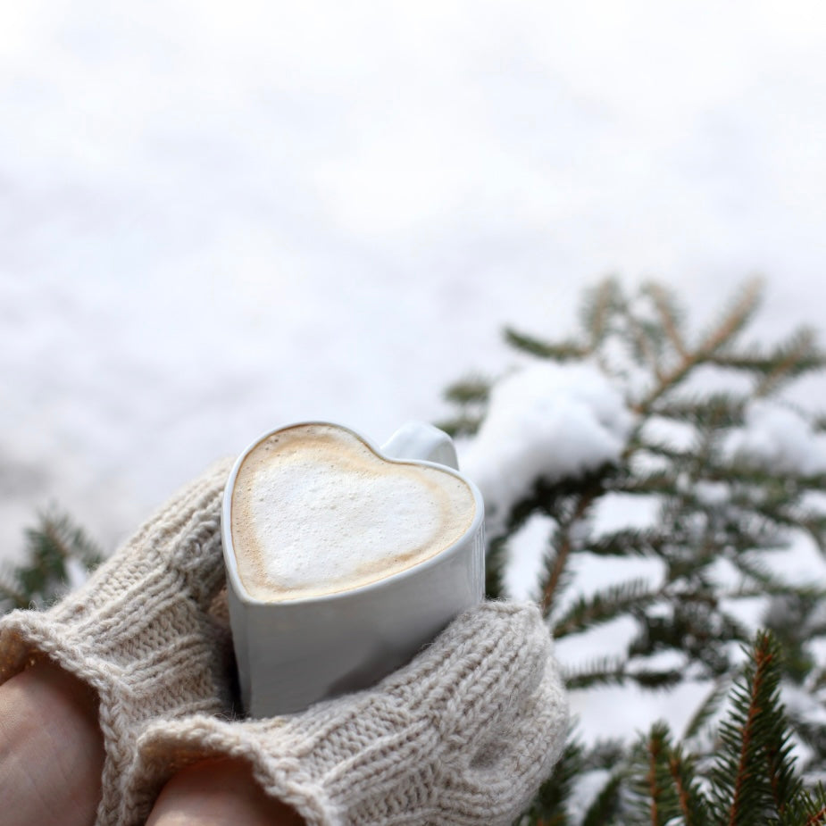 Christmas Cookie- A yearly favorite! Cinnamon, Nuts and Vanilla blended together with Cream.