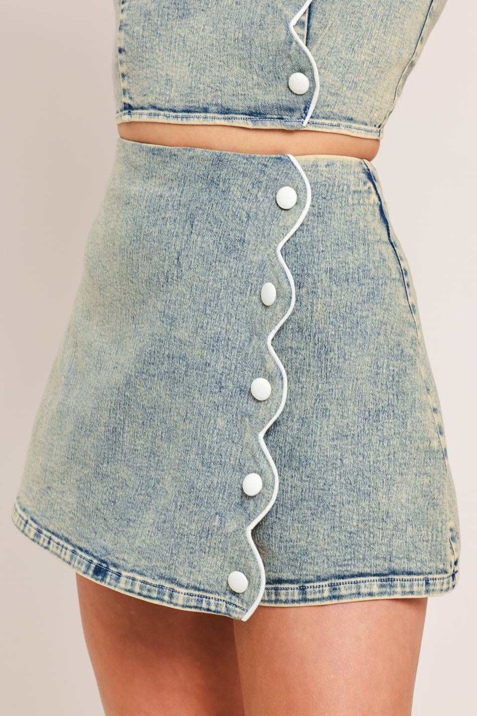 An acid washed denim skort - IP9266