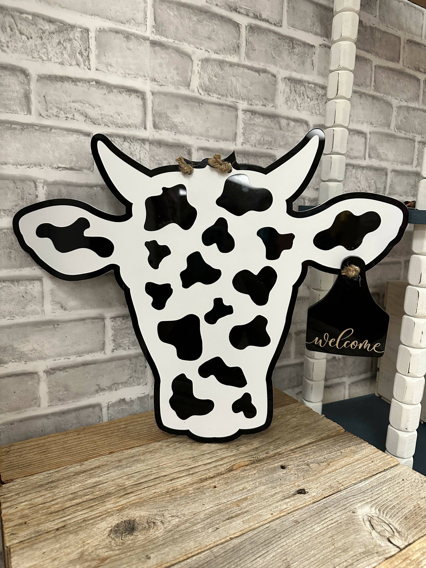 Cow Door Hanger - Welcome